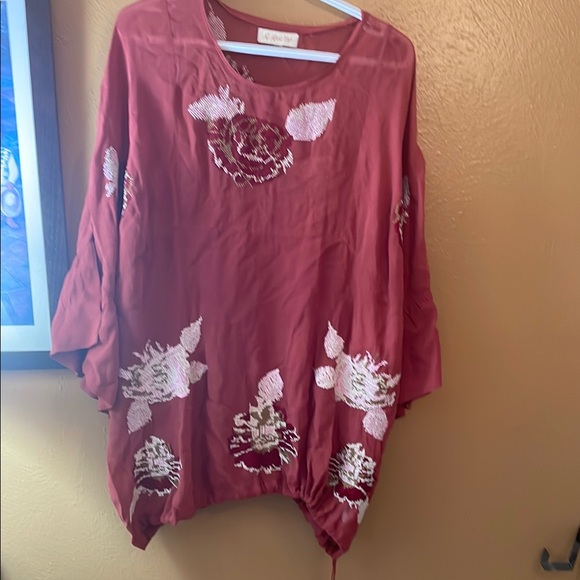 Red Embellished Oversized Tunic with 3/4 Sleeves - Picture 1 of 5